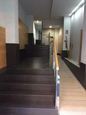 Apartamento Tiboli Con Parking Gratuito Bilbao Luaran gambar